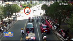 高考生走错考点交警开启“同城速递”三分钟“送达”