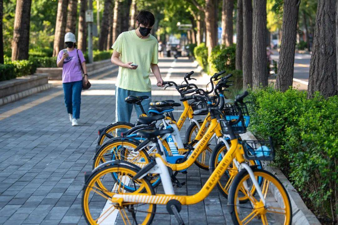<b>1小时6.5元共享单车悄然涨价</b>