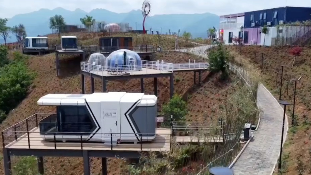 <b>陕西一民宿景区开业一月遭拆除</b>