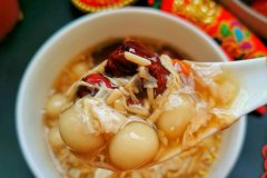 <b>酒酿圆子的做法</b>