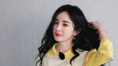 <b>杨幂谈自己演技 杨幂谈自己演技称得慢慢来</b>