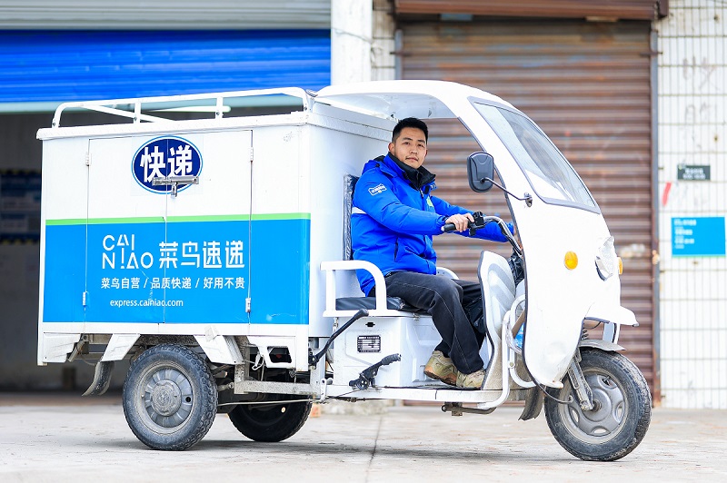 部分快递员月收入可达1.5万元以上