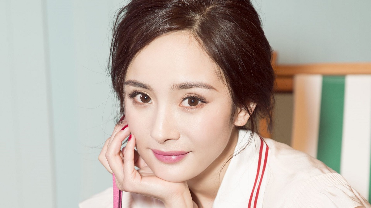 杨幂遭代拍恶意拍摄 杨幂遭恶意偷拍险走光