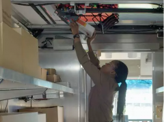 UPS试验车载无人机送货:从卡车起飞送到你家