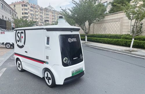 千元羽绒服穿1天变吸油服 品牌溢价不该败给质量漏洞 千元羽绒服穿1天变吸油服 品牌溢价不该败给质量漏洞