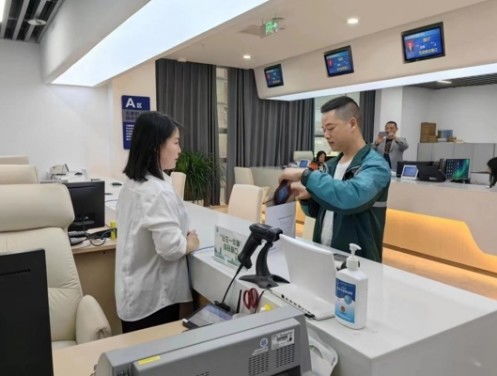 李小璐青年照最近火了