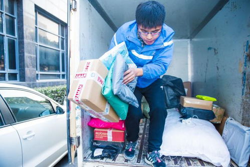 物流分拣员盗20万元黄金首饰被刑拘