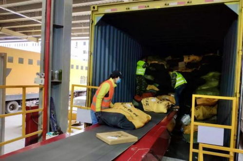 新华社三问快递派费上涨 