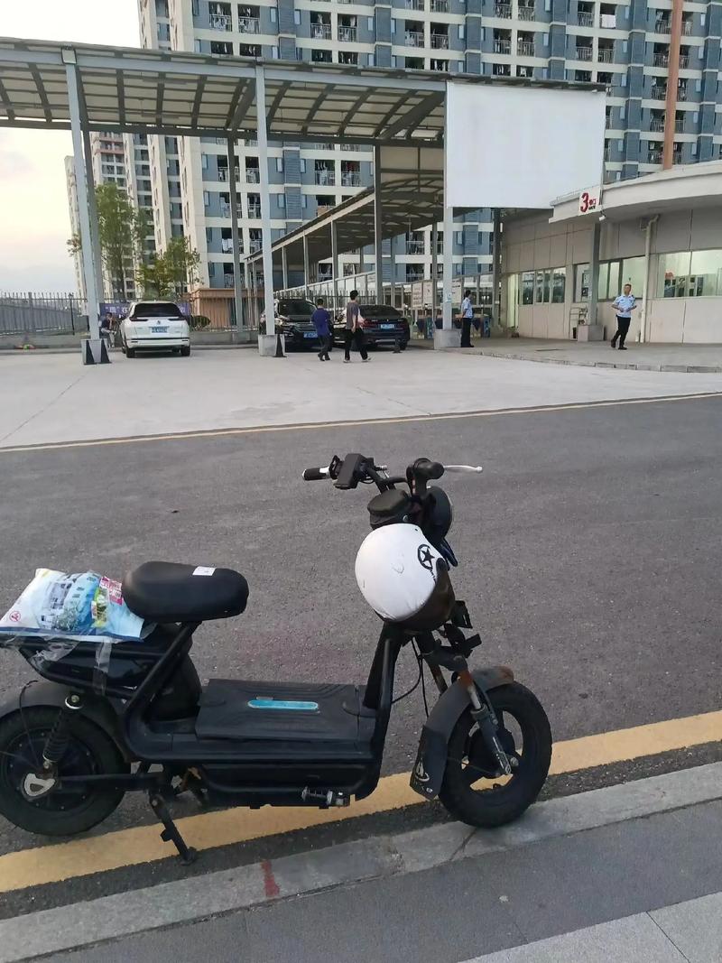 <b>百世快递包裹追踪 如何实时查询物流动态</b>