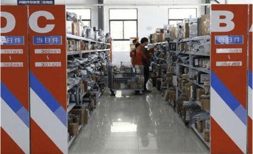 女子高铁给孩子看无声动画