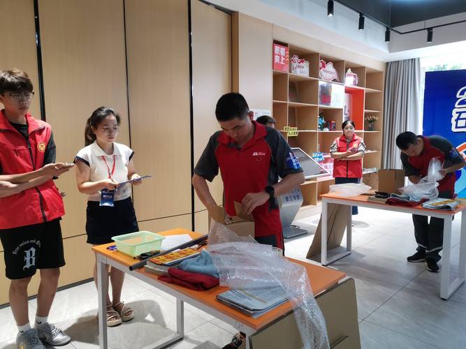 哈哈镜花缘 哈哈镜花缘动画片完整版