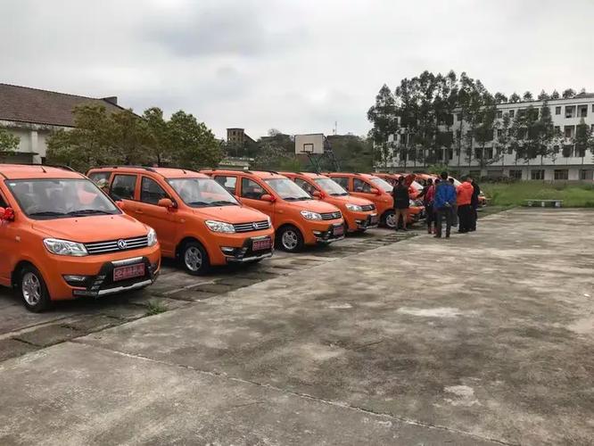 搭建信息网络与现代物流两大桥梁 搭建信息网络与现代物流两大桥梁