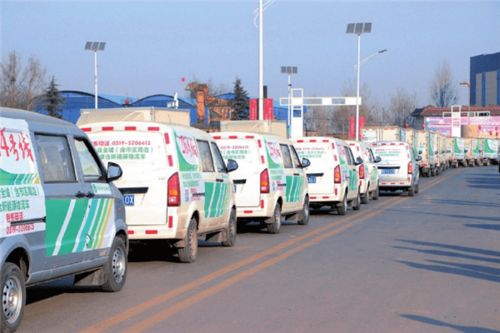 618快递高峰期 德邦快递上演速度与激情 618快递高峰期 德邦快递上演速度与激情