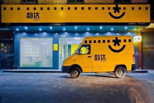 印度球迷暴怒砸场 梅西25000卢比门票缩水至10分钟