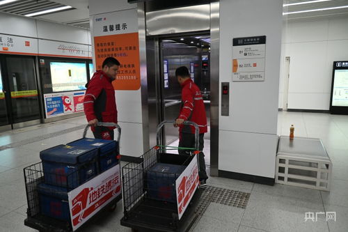 沉浸式彩妆快递开箱