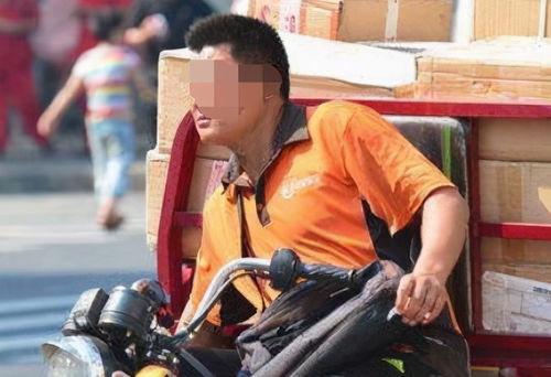 新型科技创新型集卡物流企业闪亮登展厦门智慧