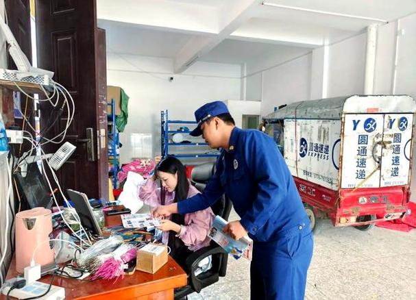 家里的快递纸箱可以怎么利用起来