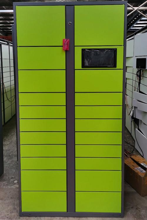 何超欣是不是利智生的