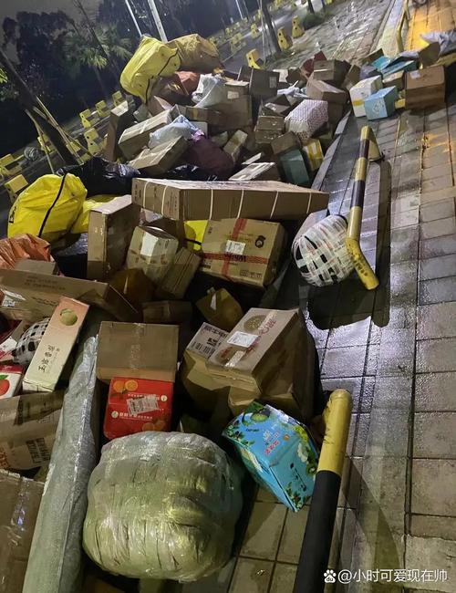 大整治客车载货不可取 非法货运不允许