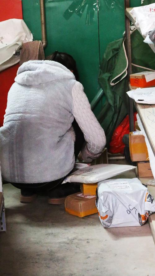 无人配送进入商用 如何摆脱花瓶质疑