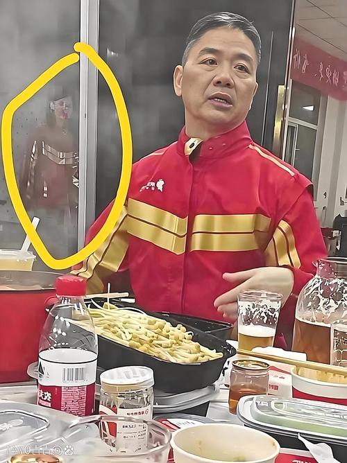 关于春节服务费 顺丰发布公告