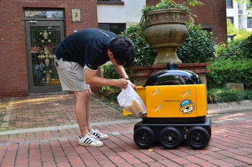 打通快递最后一百米 监管需介入最前一百米