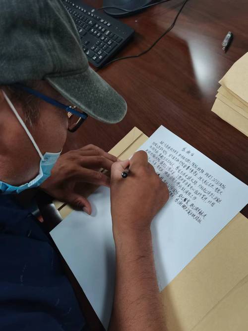 快递行业竞争进入白热化阶段 智能快递柜市场前