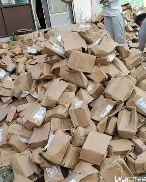 <b>快递车辆通行难或破解让快递真正快起来</b>