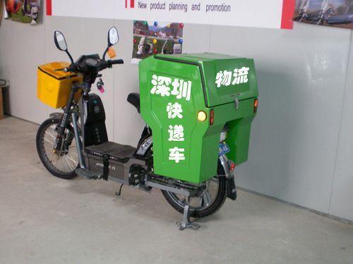 Apollo汽车驶入临港未来空间 上海市奉贤区