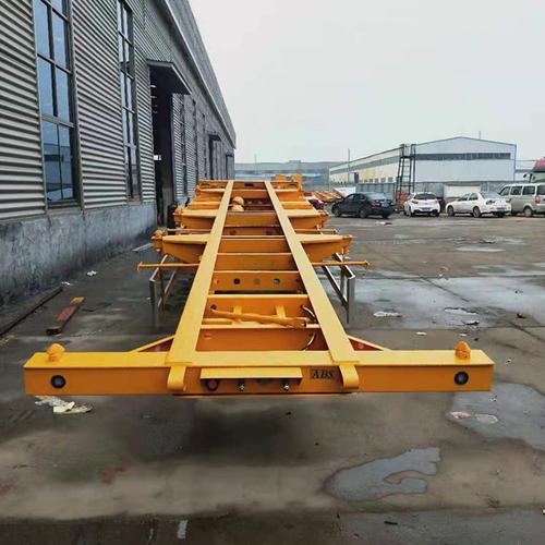 快递包装加速绿色化 首批30万个环保袋在成都启