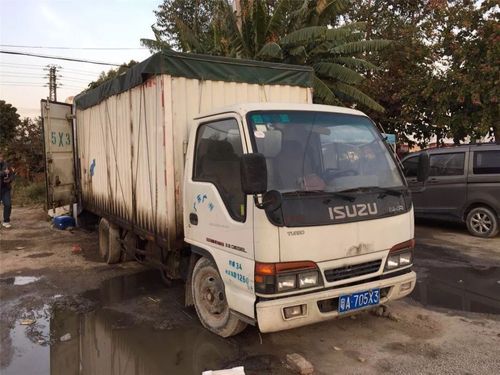 顺丰快递包裹正在等待揽收