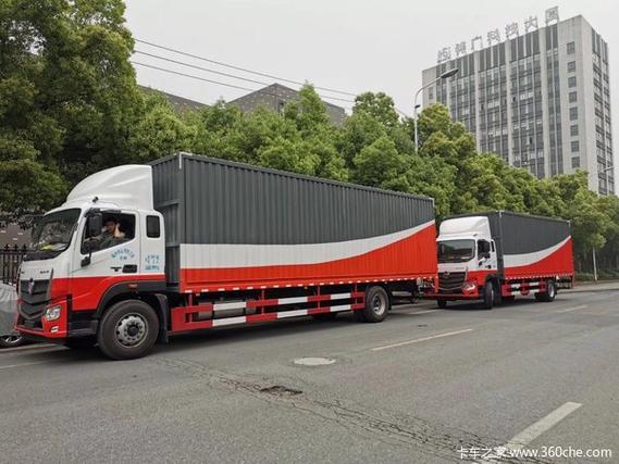 ems快递人工客服