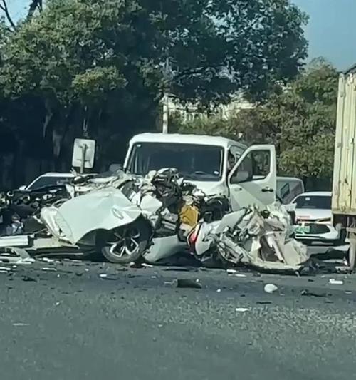 大红灯笼高高挂电视剧