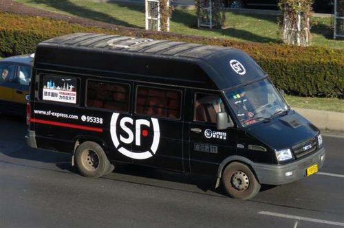 空鼓地砖如何注入灌浆料