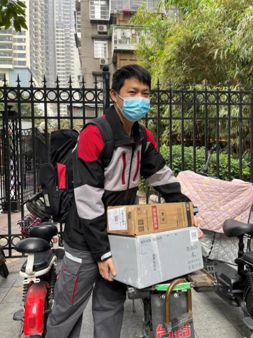 香港经济快递服务的质量与性价比如何