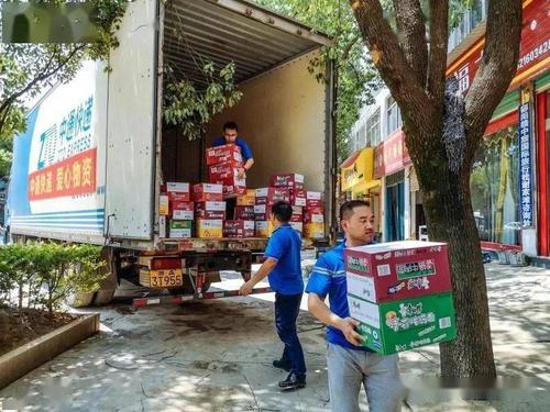 年内全国快递业务量已突破500亿件 专家预测全年有望超千亿件