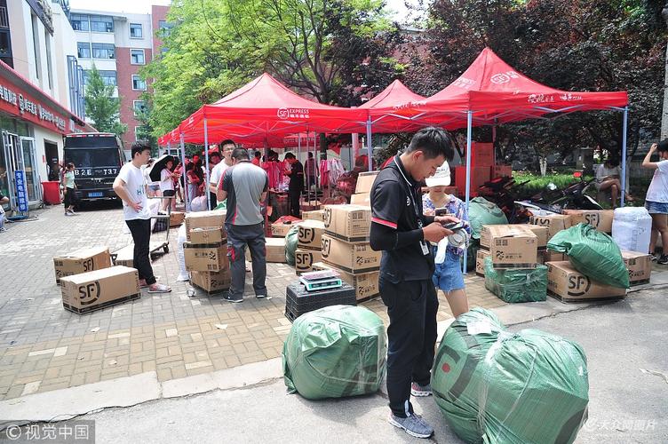 武汉同城快递日均达20万件