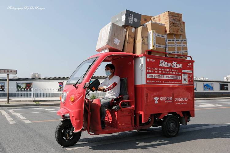 德邦快递单号查询自动查询快递100