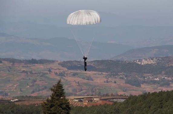 纵深迈进转型期 霍氏集团举办成立35周年主题