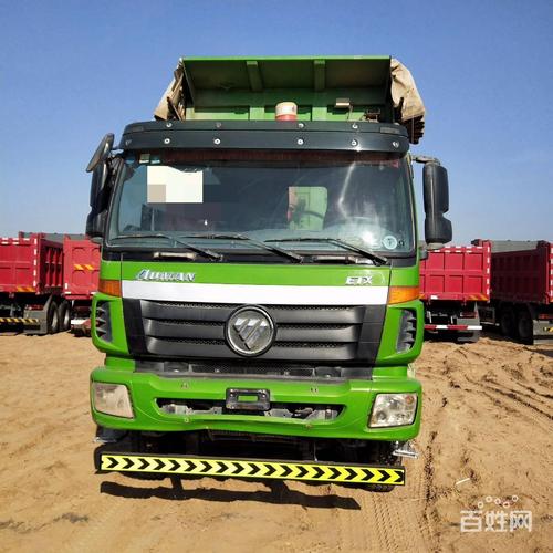 吴奇隆刘诗诗一家三口逛超市