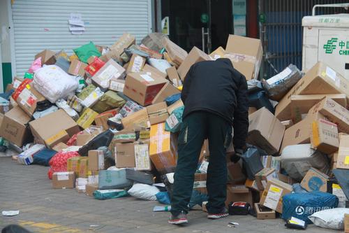 2025年文科生只能读专科的物流办理工作远景好吗