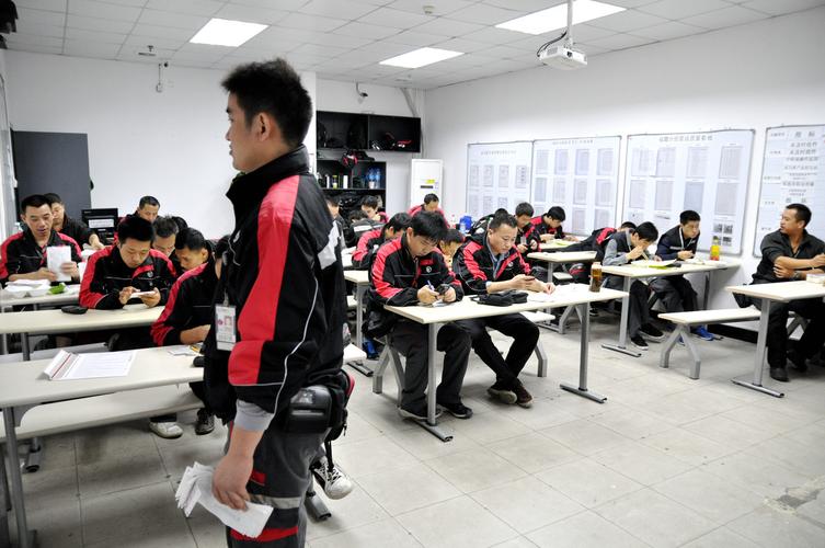 王丽坤的现任丈夫是谁