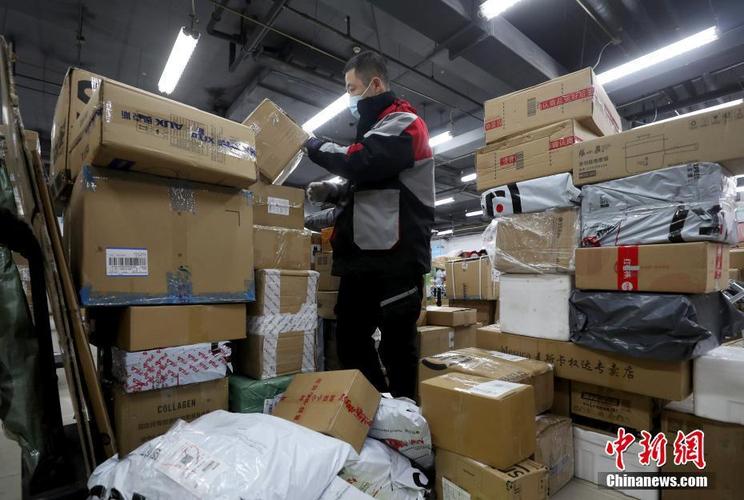 天上的诱惑天上的诱惑唱的是什么歌