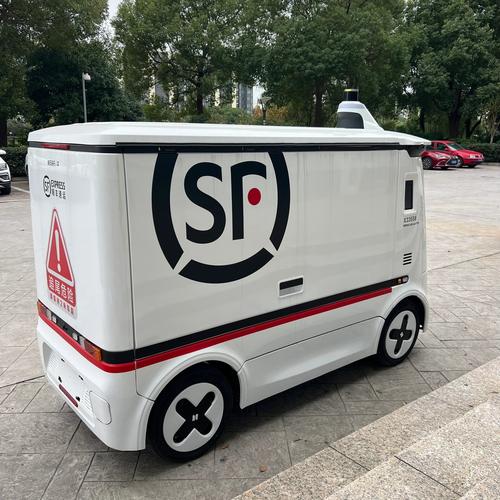 传统快递开始抢食电商快件蛋糕 传统快递开始抢食电商快件蛋糕