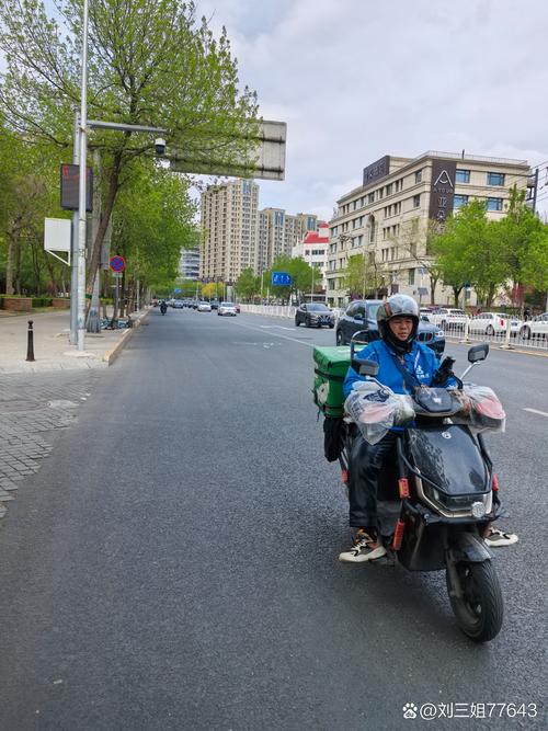 李咏是什么癌 李咏患癌原因分析