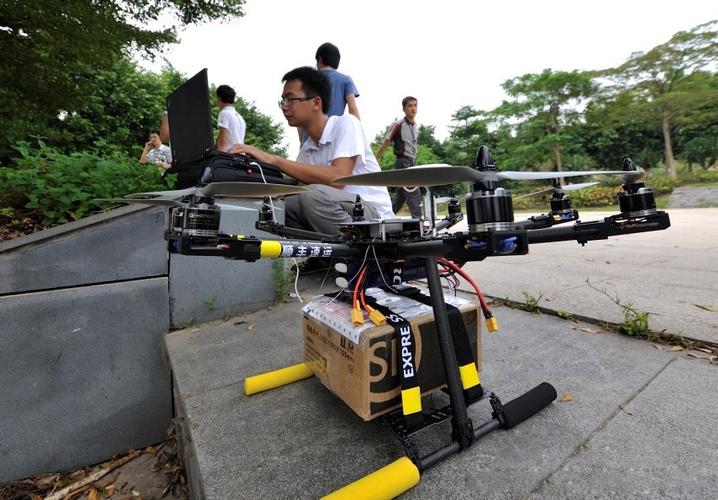 快递小哥小乔的故事 速度与服务的挑战