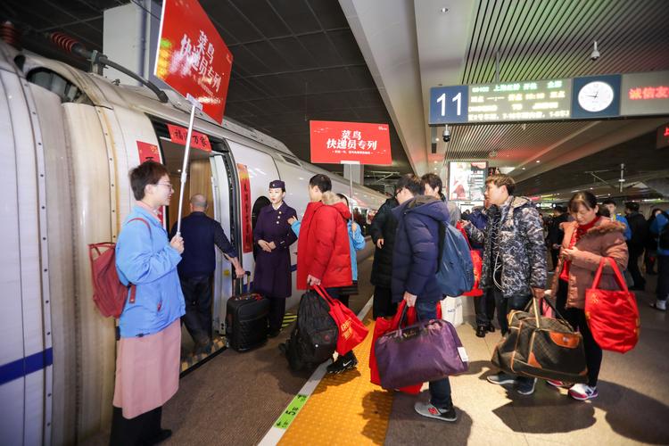 快递巨头百亿空战 竞争焦点从陆地转向