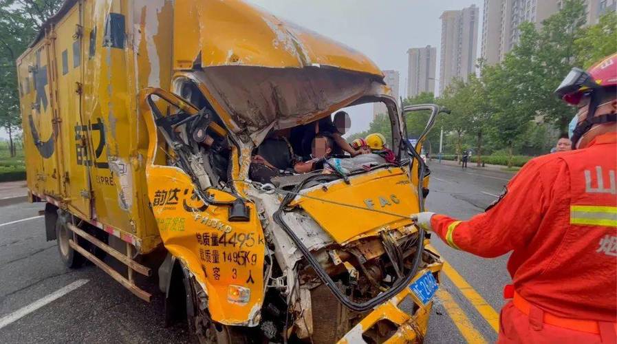 开一个菜鸟驿站一个月能挣多少钱