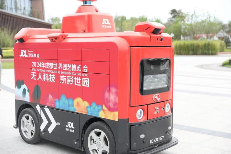 未来数月全球航空业将受三重冲击