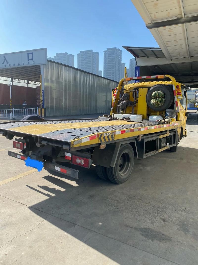 乔任梁父亲吃8个死螃蟹 高烧41度深夜住院严重到插管 乔任梁父亲吃8个死螃蟹 高烧41度深夜住院严重到插管